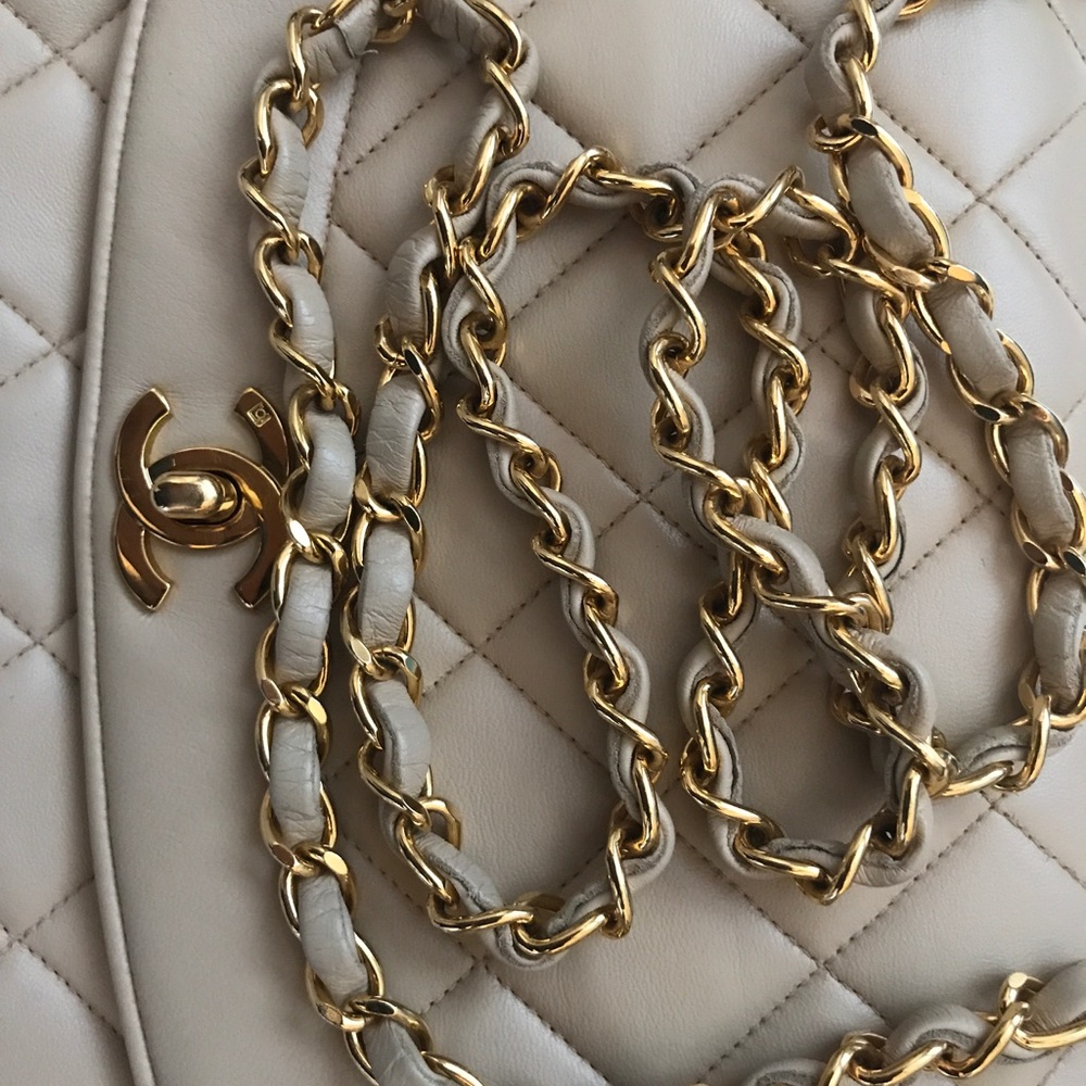 Chanel Vintage Diana flap, Beige - Picture 2 of 8